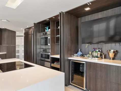 4000 Island Boulevard Aventura FL 33160
