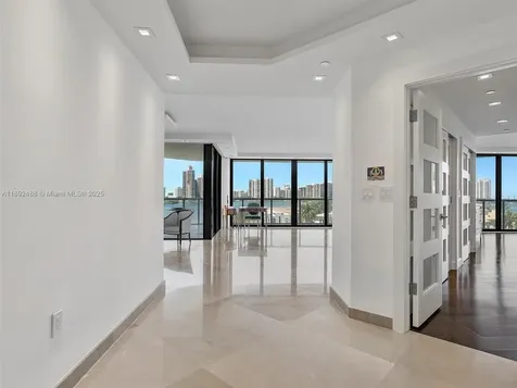 4000 Island Boulevard Aventura FL 33160