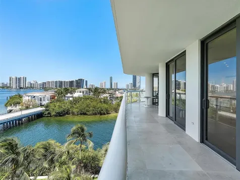 4000 Island Boulevard Aventura FL 33160