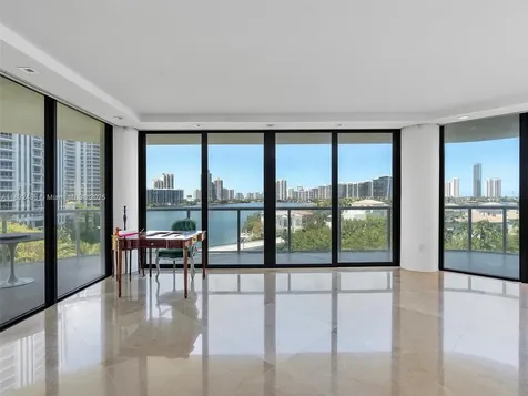 4000 Island Boulevard Aventura FL 33160