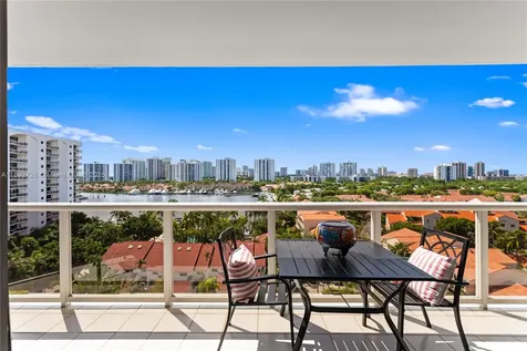 3598 Yacht Club Drive Aventura FL 33180