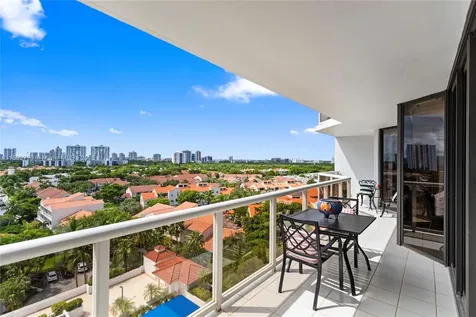 3598 Yacht Club Drive Aventura FL 33180