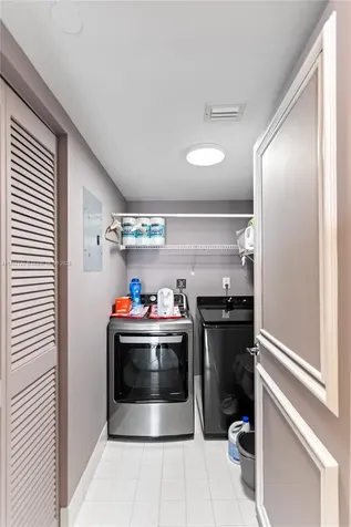 3598 Yacht Club Drive Aventura FL 33180