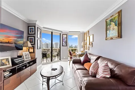 3598 Yacht Club Drive Aventura FL 33180