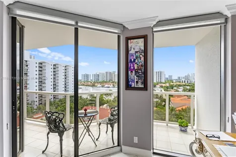 3598 Yacht Club Drive Aventura FL 33180