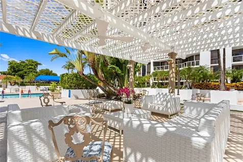 3598 Yacht Club Drive Aventura FL 33180