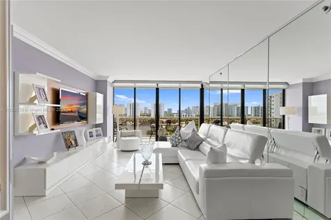 3598 Yacht Club Drive Aventura FL 33180