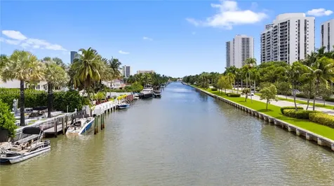 3598 Yacht Club Drive Aventura FL 33180