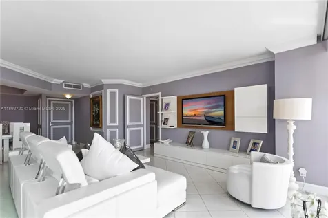 3598 Yacht Club Drive Aventura FL 33180