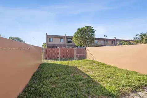 2754 NW 193rd Terrace Miami Gardens FL 33056