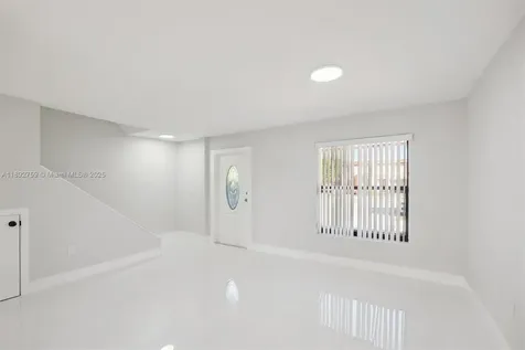 2754 NW 193rd Terrace Miami Gardens FL 33056