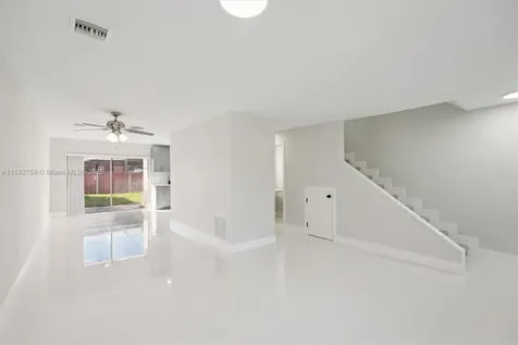 2754 NW 193rd Terrace Miami Gardens FL 33056