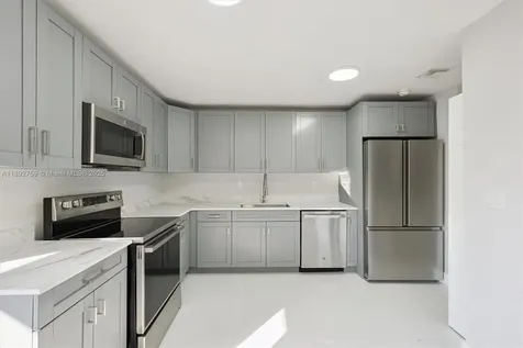 2754 NW 193rd Terrace Miami Gardens FL 33056