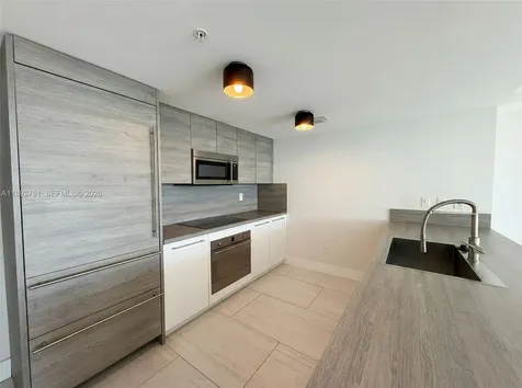 400 Sunny Isles Boulevard Sunny Isles Beach FL 33160