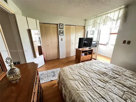 8851 Sunrise Lakes Boulevard Sunrise FL 33322