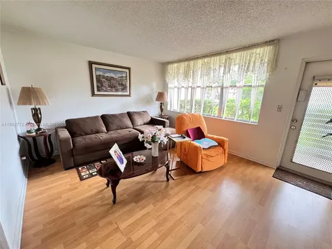 8851 Sunrise Lakes Boulevard Sunrise FL 33322