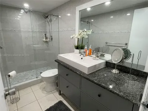 3800 S Ocean Drive Hollywood FL 33019