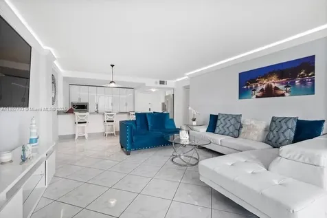 3800 S Ocean Drive Hollywood FL 33019