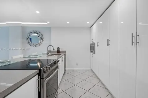3800 S Ocean Drive Hollywood FL 33019