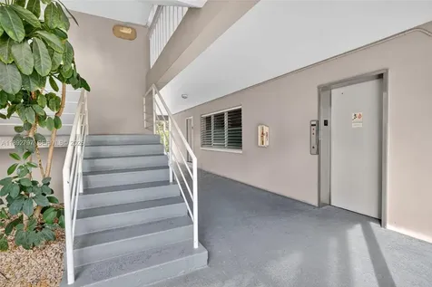 900 SW 12th Street Fort Lauderdale FL 33315