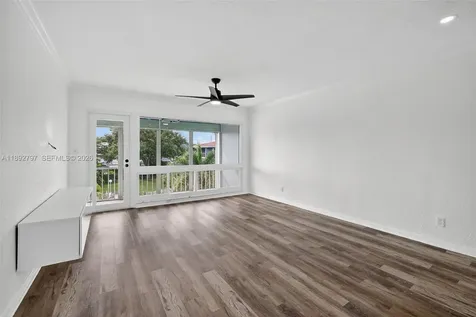 900 SW 12th Street Fort Lauderdale FL 33315