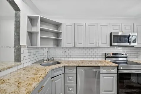 900 SW 12th Street Fort Lauderdale FL 33315