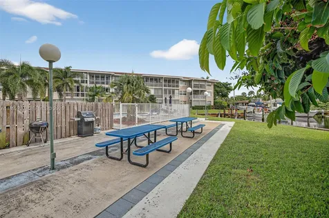900 SW 12th Street Fort Lauderdale FL 33315