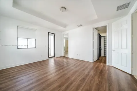 8478 NW 52nd Street Doral FL 33166