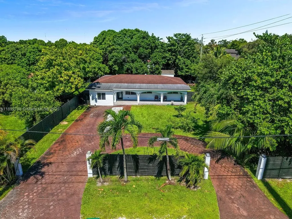 199 NE 163rd Street Miami FL 33162