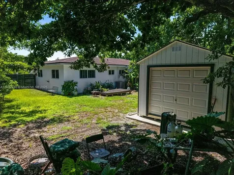 199 NE 163rd Street Miami FL 33162