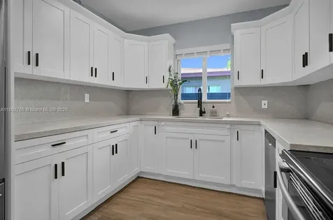 199 NE 163rd Street Miami FL 33162