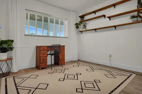 199 NE 163rd Street Miami FL 33162