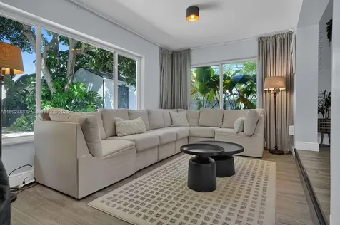 199 NE 163rd Street Miami FL 33162