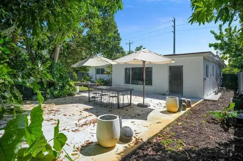 199 NE 163rd Street Miami FL 33162