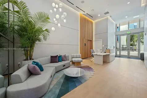 227 NE 2nd Street Miami FL 33132