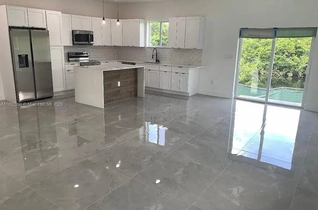 655 NW 24th Avenue Fort Lauderdale FL 33311