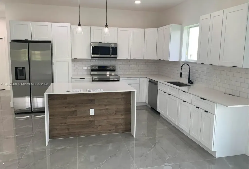 655 NW 24th Avenue Fort Lauderdale FL 33311