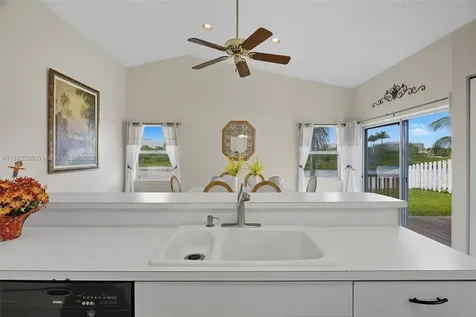 13305 NW 13th Street Sunrise FL 33323