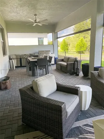 4960 Surfside Circle Bradenton FL 34211