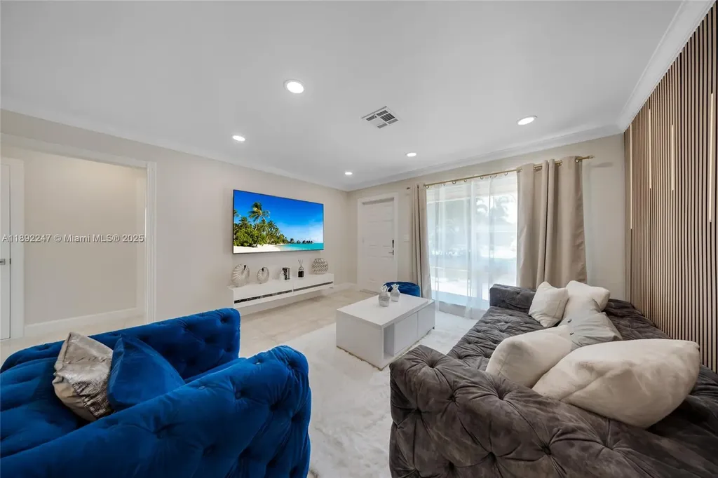 2115 NE 54th Court Fort Lauderdale FL 33308