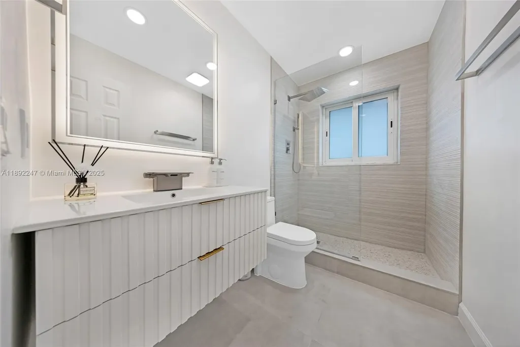 2115 NE 54th Court Fort Lauderdale FL 33308