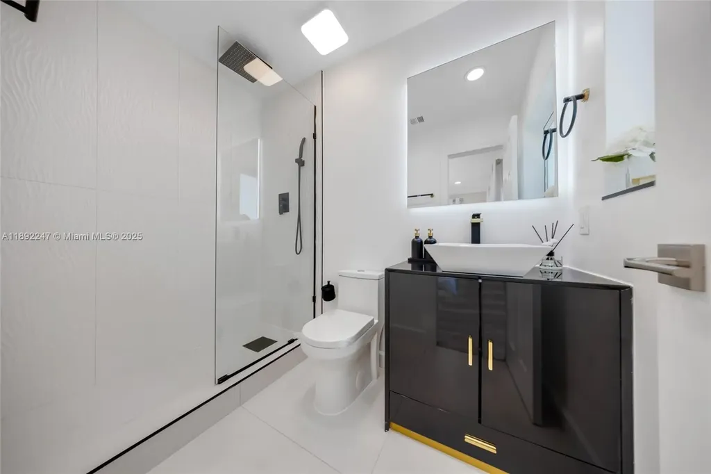 2115 NE 54th Court Fort Lauderdale FL 33308