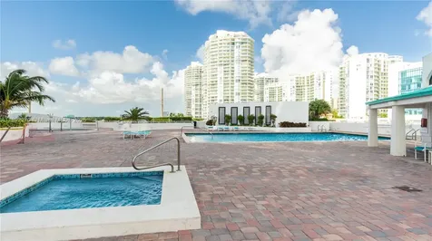16425 Collins Avenue Sunny Isles Beach FL 33160