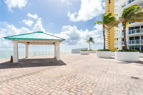 16425 Collins Avenue Sunny Isles Beach FL 33160