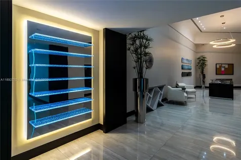 16425 Collins Avenue Sunny Isles Beach FL 33160
