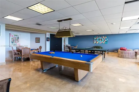 16425 Collins Avenue Sunny Isles Beach FL 33160