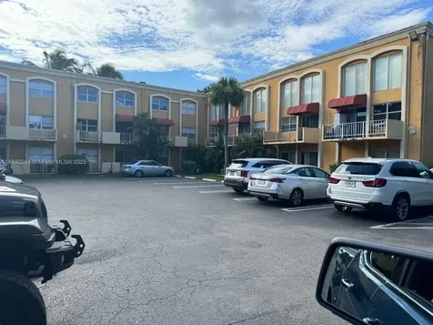 18101 NW 68th Avenue Hialeah FL 33015