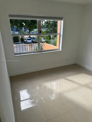 18101 NW 68th Avenue Hialeah FL 33015