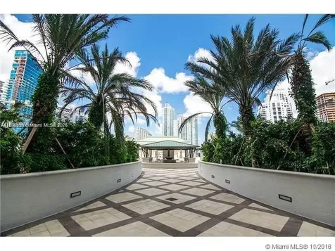 999 SW 1st Avenue Miami FL 33130