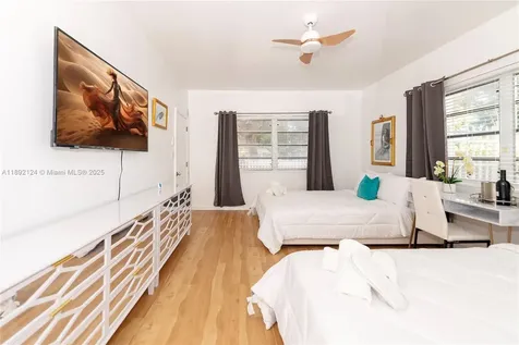 545 Michigan Avenue Miami Beach FL 33139